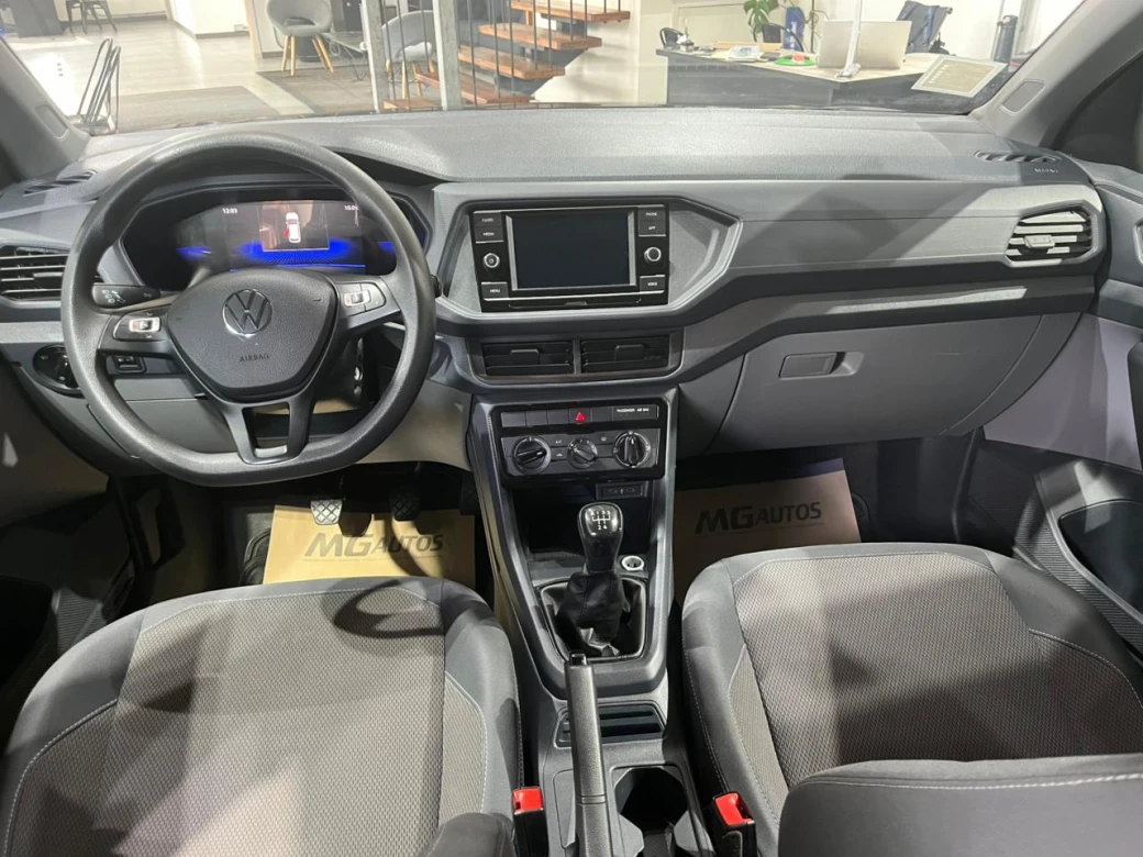 imagen 0 de vehiculo con id 2140